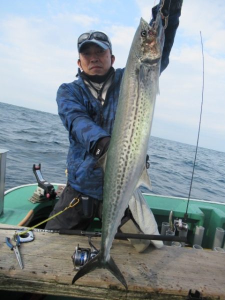 真祐丸 （しんゆうまる） 釣果