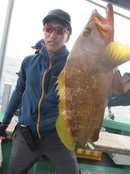 真祐丸 （しんゆうまる） 釣果