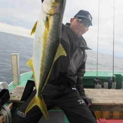 真祐丸 (しんゆうまる) 釣果