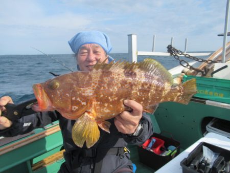 真祐丸 (しんゆうまる) 釣果