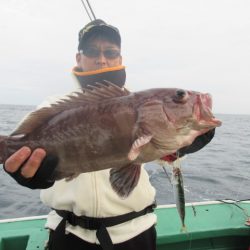 真祐丸 (しんゆうまる) 釣果