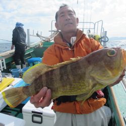 真祐丸 (しんゆうまる) 釣果