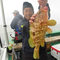 真祐丸 (しんゆうまる) 釣果