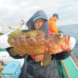 真祐丸 (しんゆうまる) 釣果