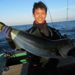 真祐丸 (しんゆうまる) 釣果