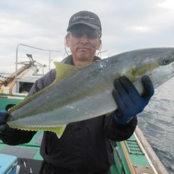 真祐丸 (しんゆうまる) 釣果