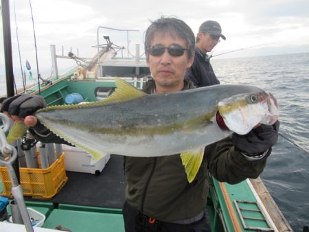 真祐丸 (しんゆうまる) 釣果
