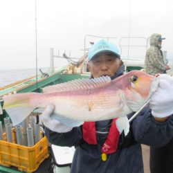 真祐丸 （しんゆうまる） 釣果