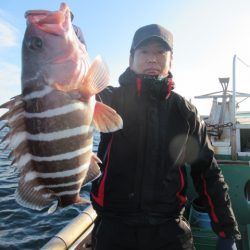 真祐丸 （しんゆうまる） 釣果