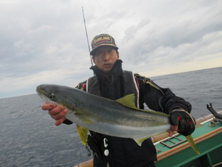 真祐丸 (しんゆうまる) 釣果