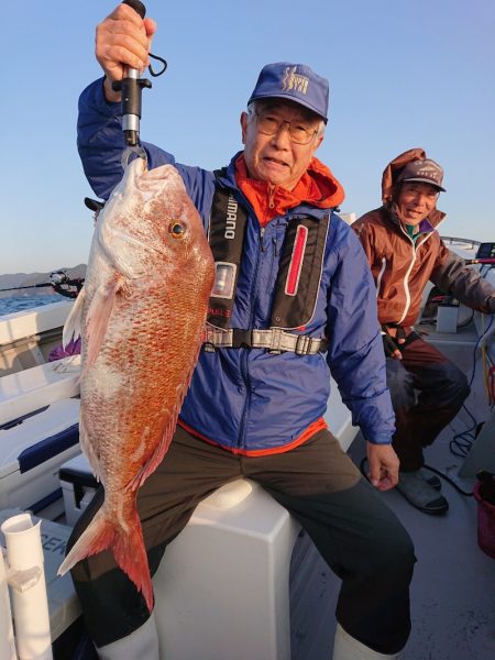 エンペラー 釣果