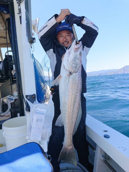 エンペラー 釣果