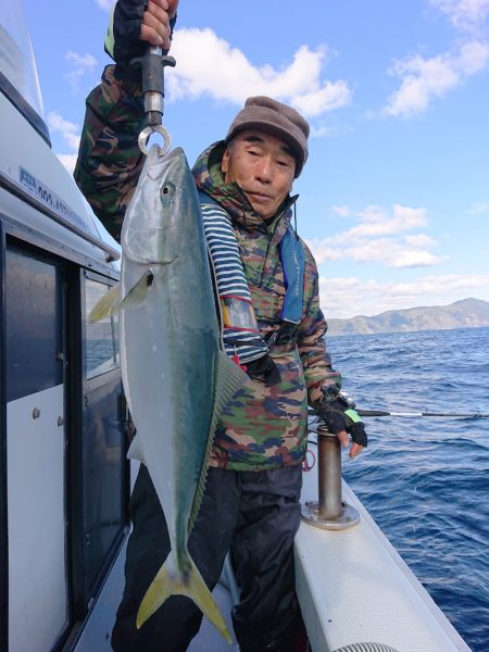 エンペラー 釣果