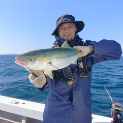 エンペラー 釣果