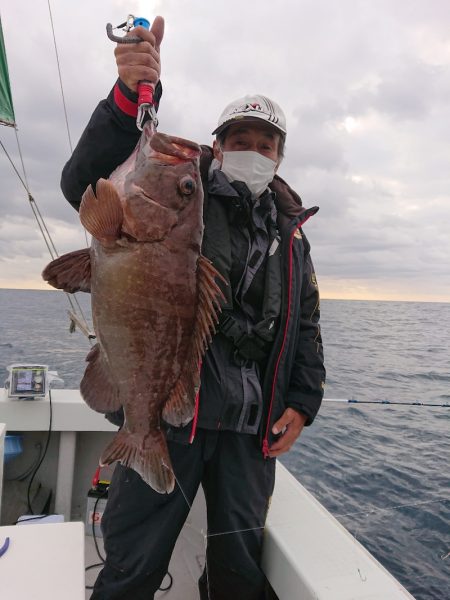 エンペラー 釣果