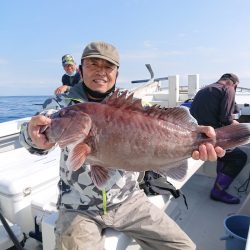 エンペラー 釣果