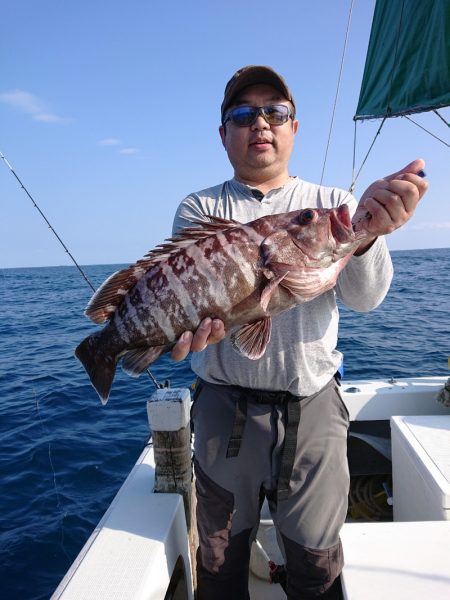 エンペラー 釣果