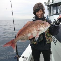 エンペラー 釣果