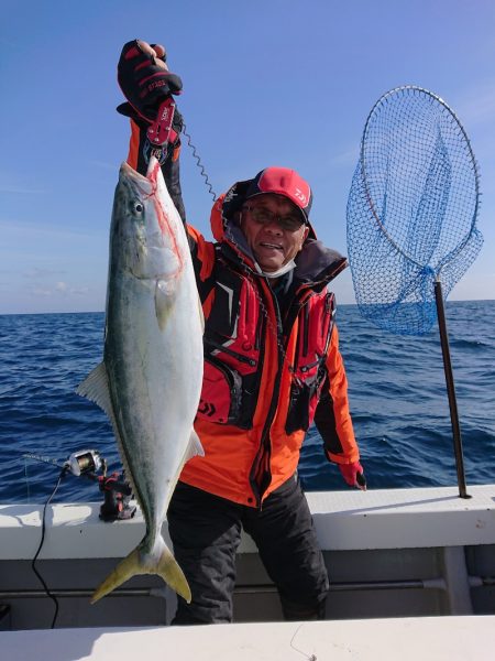 エンペラー 釣果