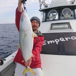エンペラー 釣果