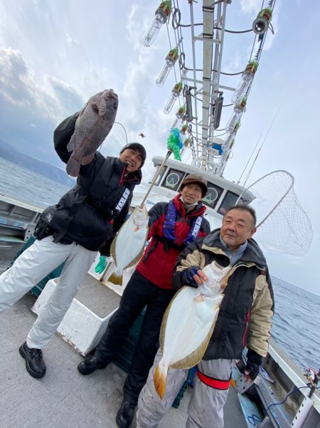 シーランチ 釣果