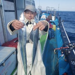 丸万釣船 釣果