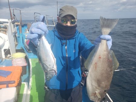 丸万釣船 釣果