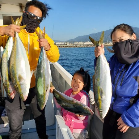 サンマリン 釣果