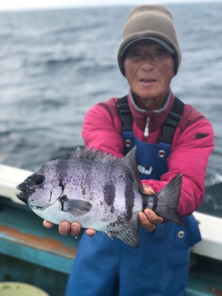 丸万釣船 釣果