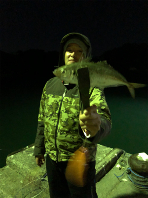 やったぜ！尺アジいただき！