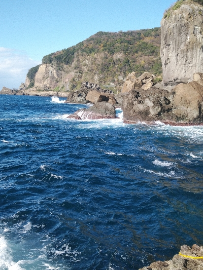 荒れる海で粘って一本
