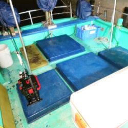 まるさ丸でタコ釣り