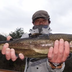 フィッシングレイクたかみや 釣果