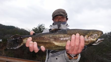 フィッシングレイクたかみや 釣果