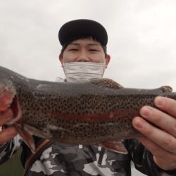 フィッシングレイクたかみや 釣果