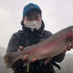 フィッシングレイクたかみや 釣果