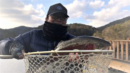 フィッシングレイクたかみや 釣果