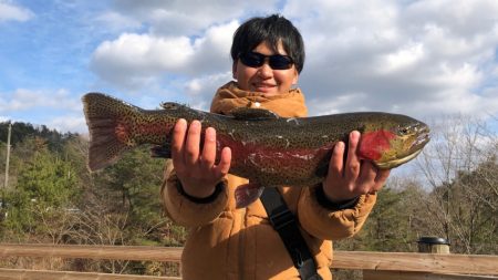 フィッシングレイクたかみや 釣果