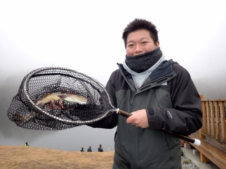 フィッシングレイクたかみや 釣果