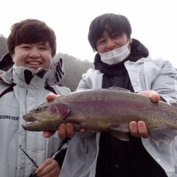 フィッシングレイクたかみや 釣果