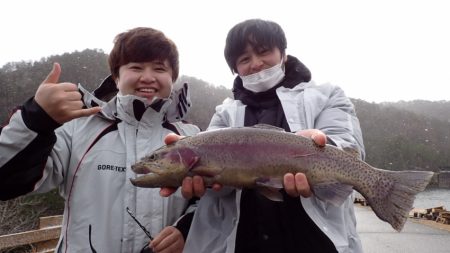 フィッシングレイクたかみや 釣果