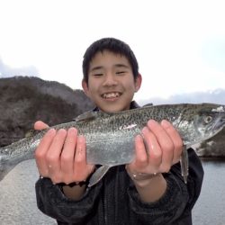 フィッシングレイクたかみや 釣果