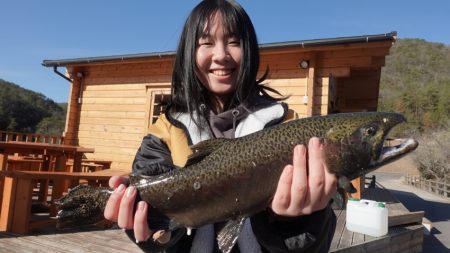 フィッシングレイクたかみや 釣果