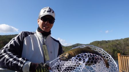 フィッシングレイクたかみや 釣果