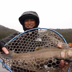 フィッシングレイクたかみや 釣果