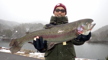 フィッシングレイクたかみや 釣果