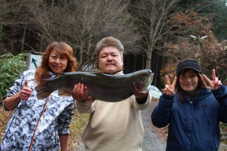 小菅トラウトガーデン 釣果