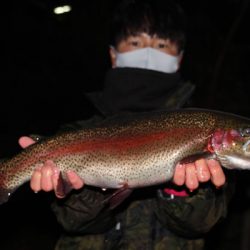 小菅トラウトガーデン 釣果