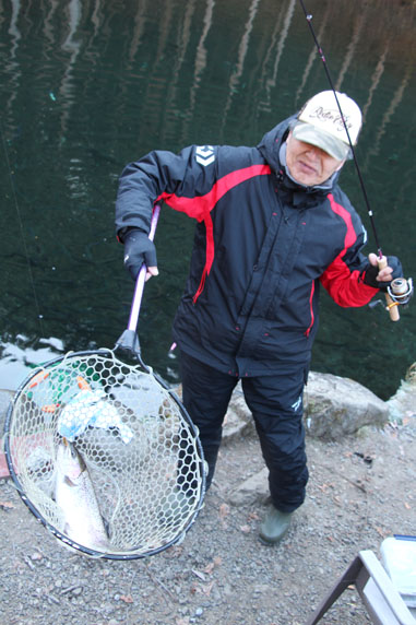 小菅トラウトガーデン 釣果