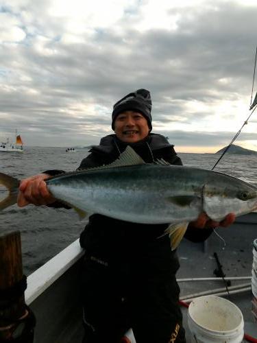 ファイヤードルフィン 釣果